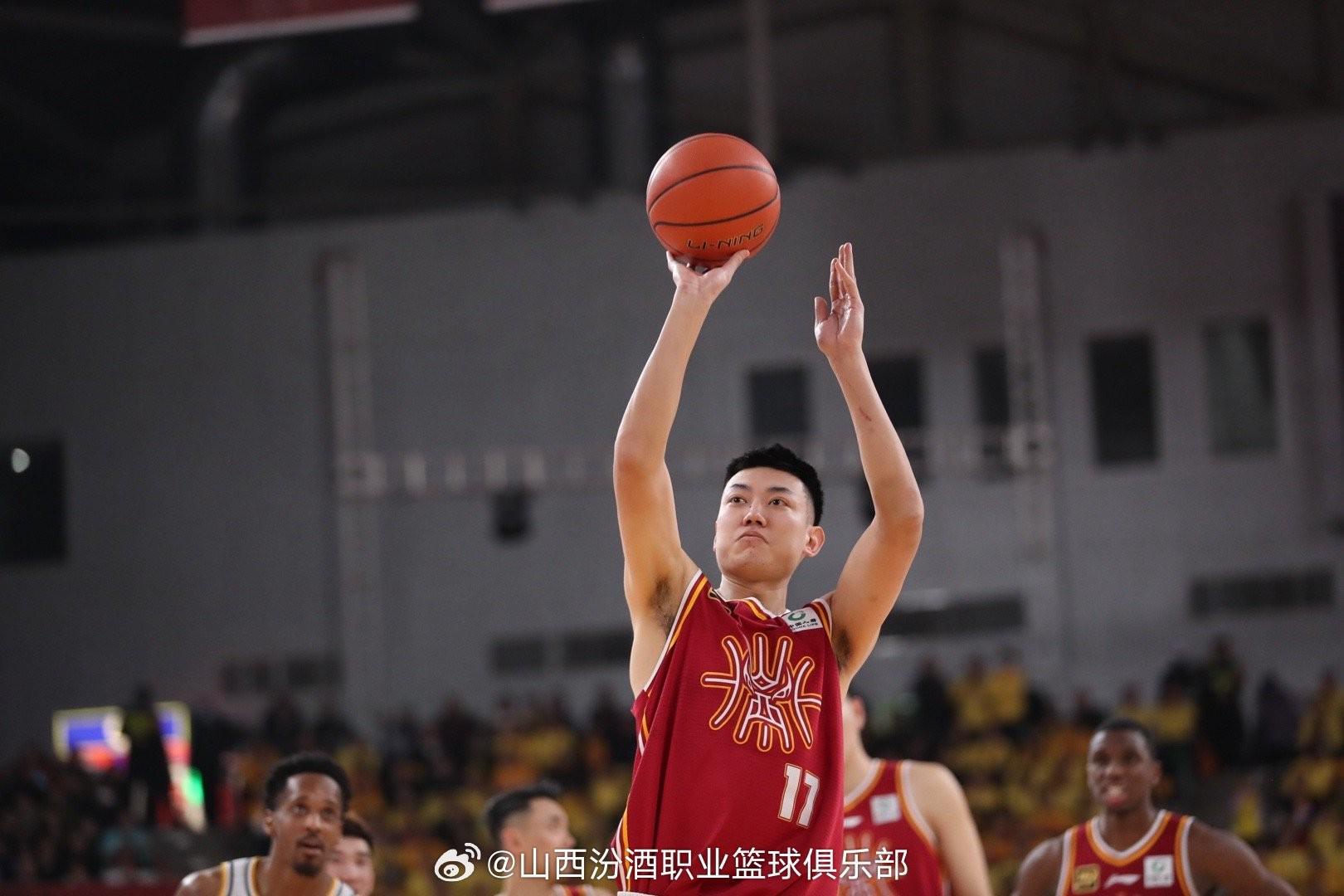 开云体育-官方:焦海龙左膝关节副韧带损伤+股骨远端软骨损伤,预计伤停4-6周